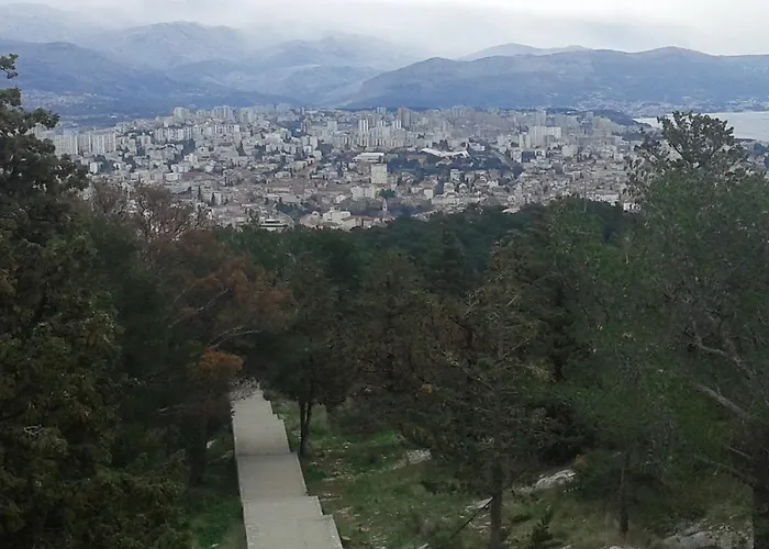 Leon Quarto em Acomodações Particulares *