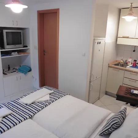 룸 레온 홈스테이 *